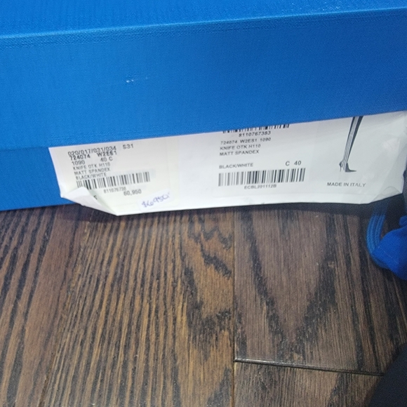 Stylish Black and White Over the Knee Boots - Picture 5 of 6